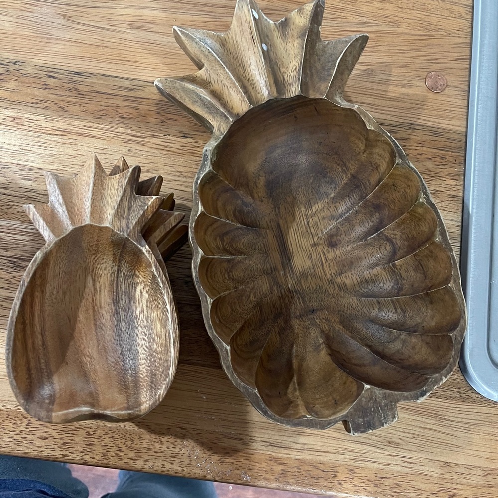 Wood dishes